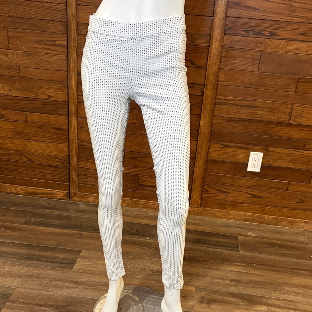 Source Unknown Ivory Patterned Skinny Pants